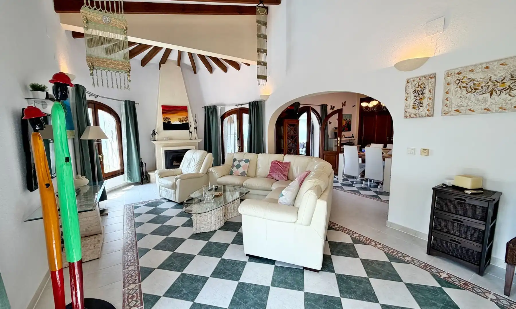 Sala d'estar de Casa o xalet en venda en Dénia amb Aire condicionat, Calefacció i Jardí privat
