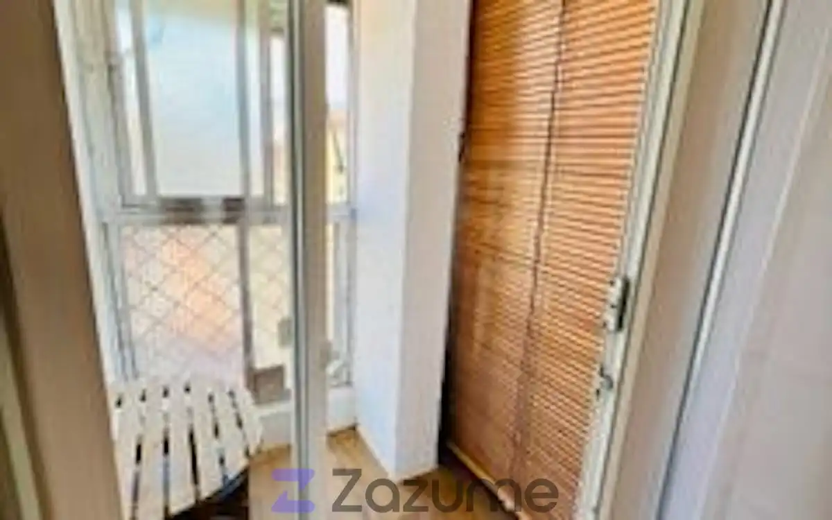 Room in C. Empleo Juvenil, Orcasitas