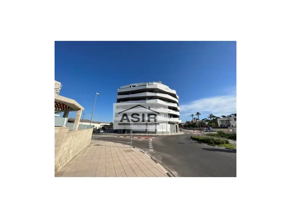 Local comercial de lloguer a Calle Vicent Pelufo Corts, imagen 4