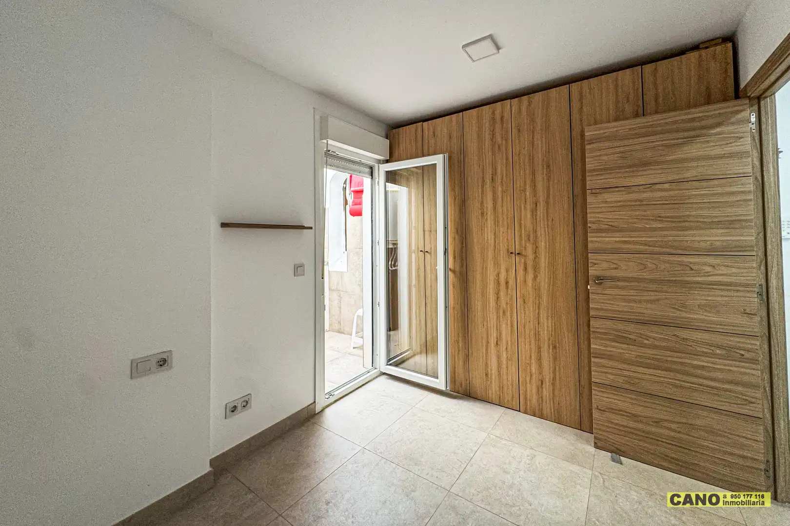 Flat for sale in Roquetas de Mar  with Air Conditioner, Heating and Terrace
