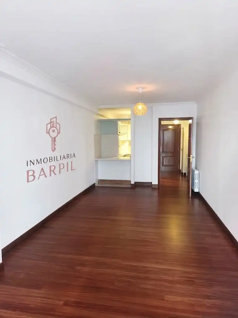 Flat for rent in Rúa de Rosalía de Castro, 80, Centro - Areal