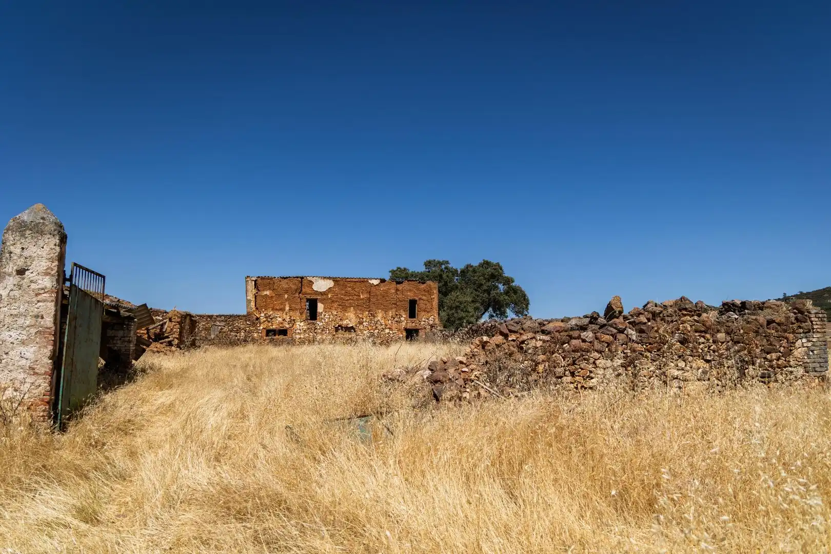 Vista exterior de Terreno en venta en Peñarroya-Pueblonuevo