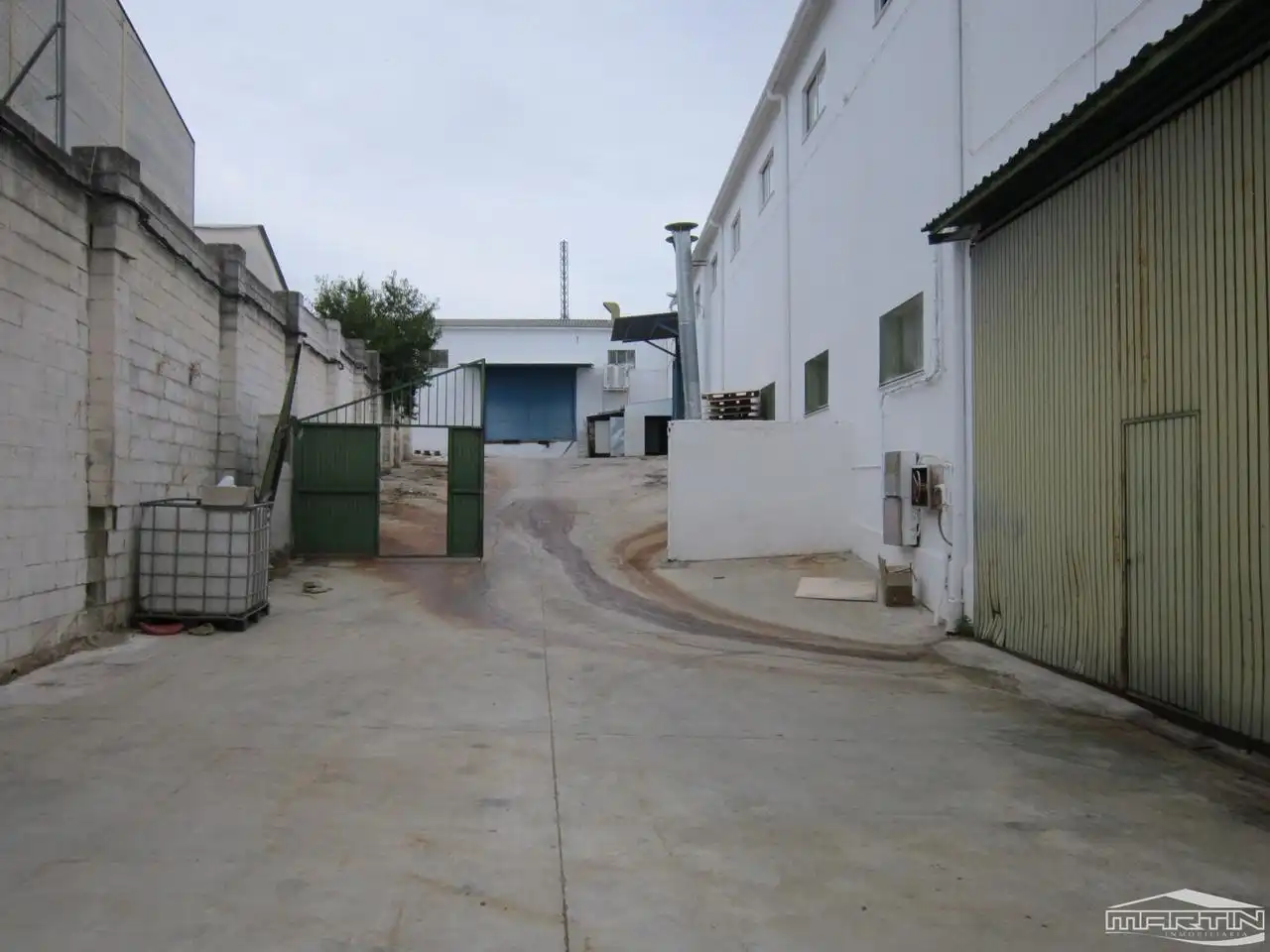 Industrial building to rent in Cabra, imagen 37