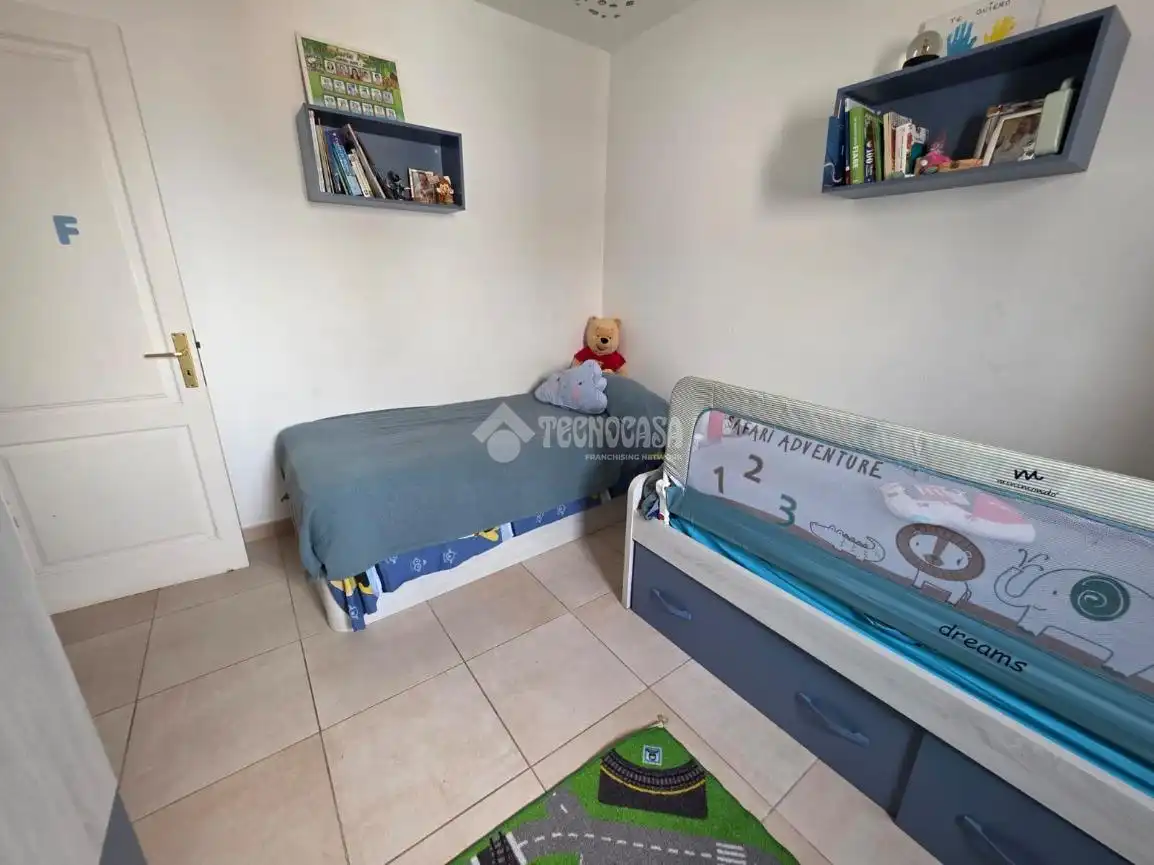 Habitación de Casa adosada en venta en San Bartolomé