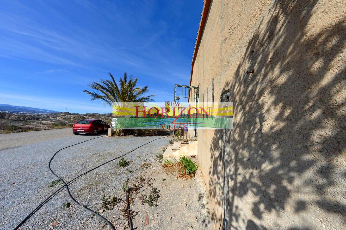 Vista exterior de Finca rústica en venda en Zurgena amb Jardí privat i Internet
