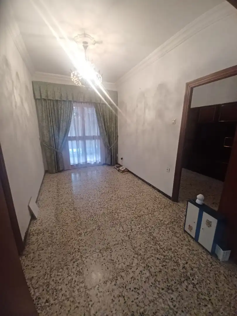 Piso en venta en Sevilla con Balcón