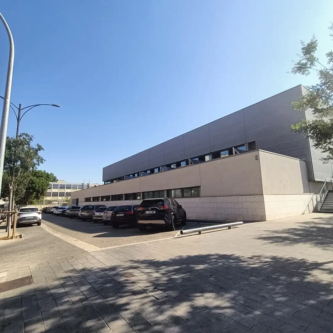 Vista exterior de Piso en venta en Sabadell