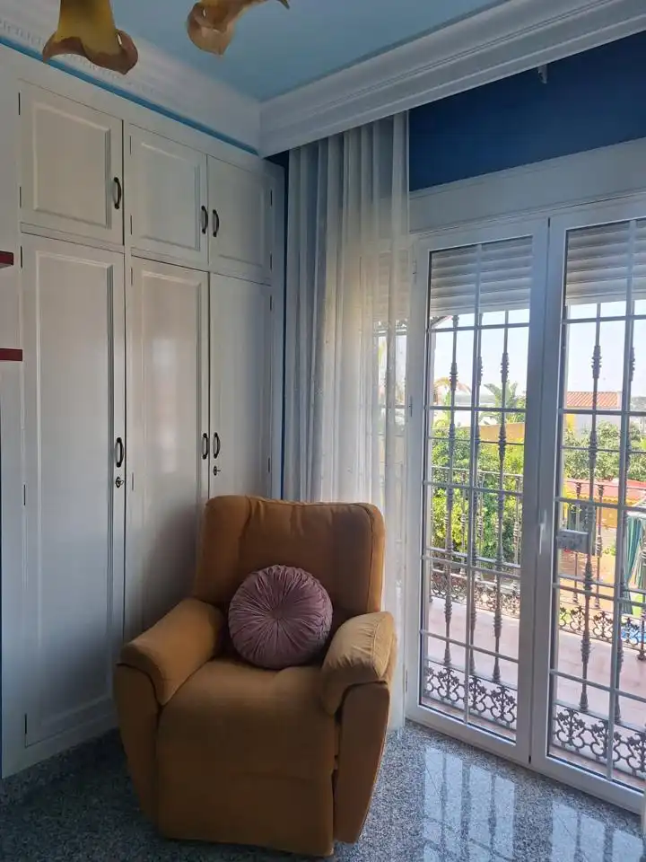 Habitación de Casa o chalet en venta en Alcalá de Guadaira con Aire acondicionado, Jardín privado y Terraza