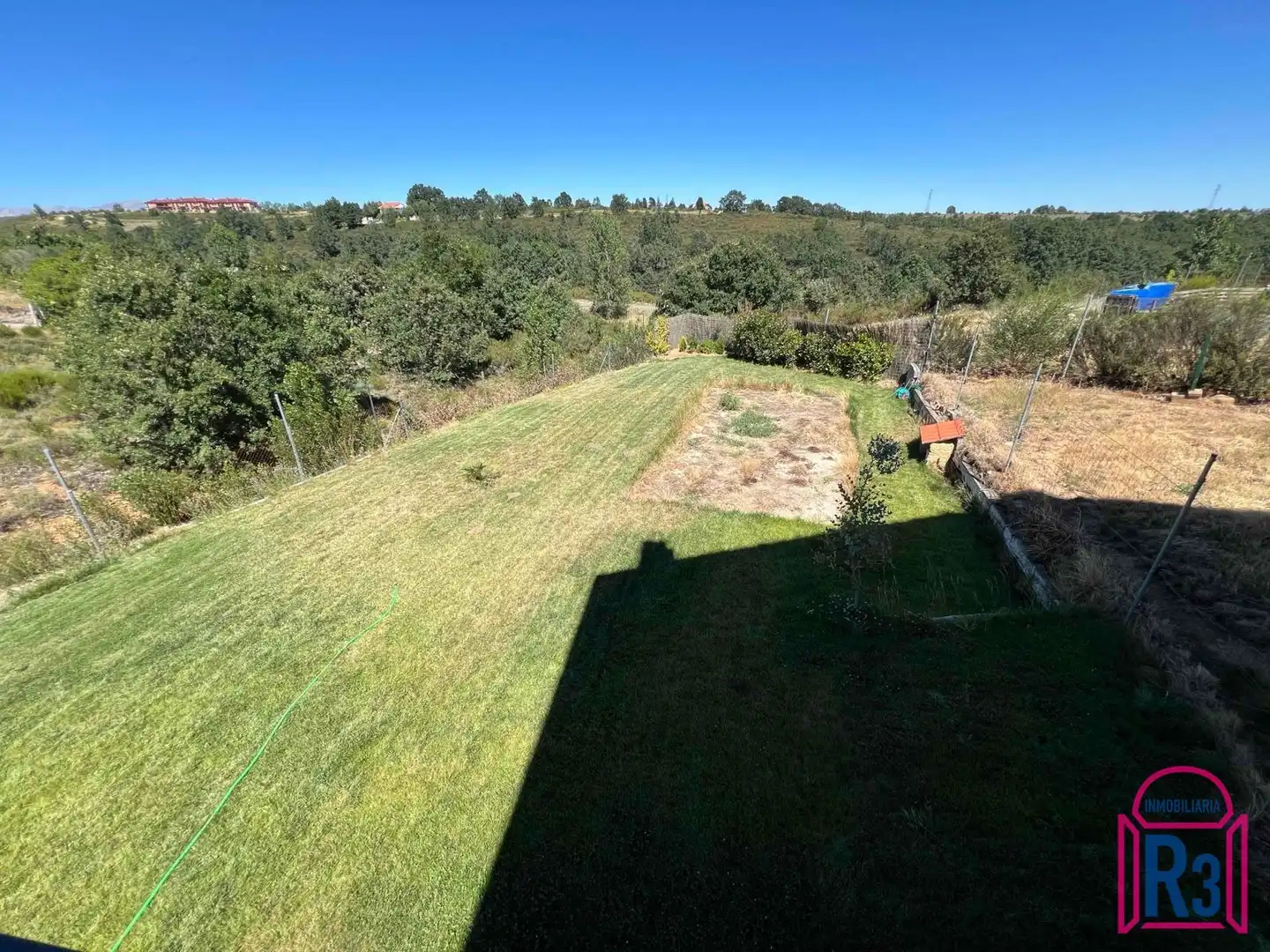 Casa adosada en venta en Garrafe de Torío con Calefacción