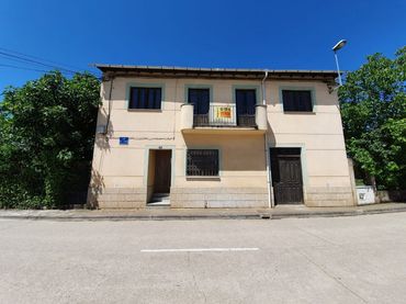 Casa con balcone in vendita a Camponaraya