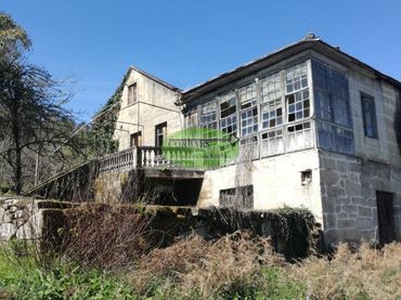 Casa con balcone in vendita a Punxín