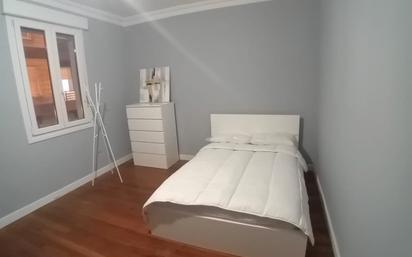 Bedroom of Flat for sale in Bilbao   with Heating and Furnished