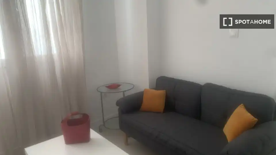 Room in San Pablo