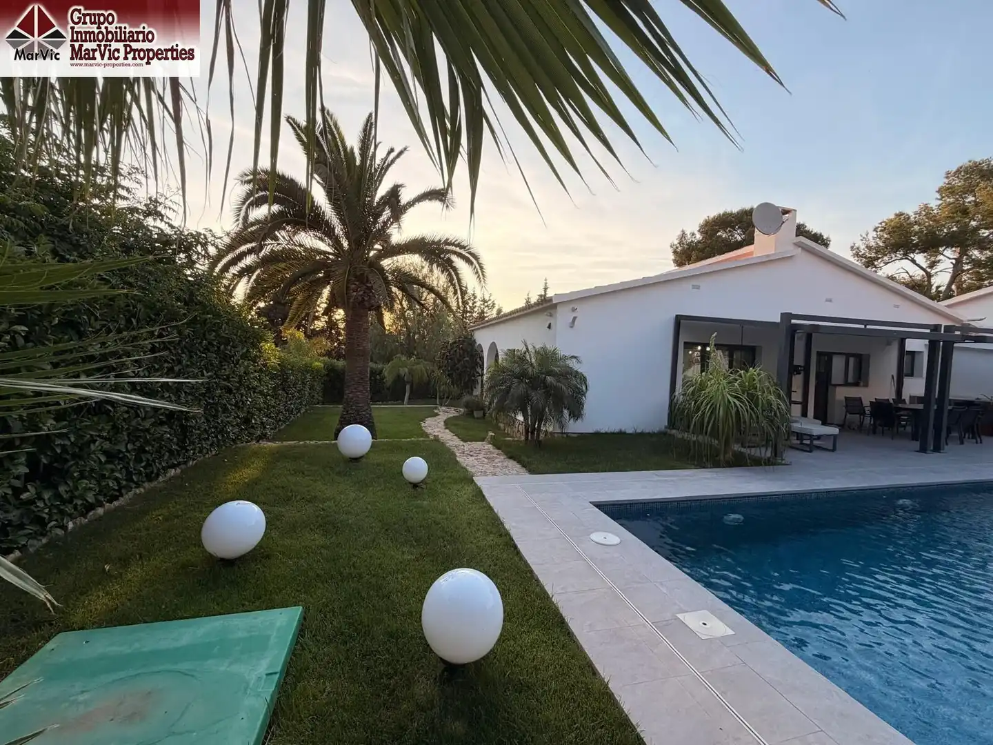 Jardín de Casa o chalet en venta en Benidorm con Aire acondicionado, Terraza y Piscina