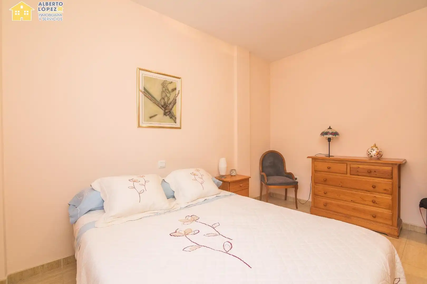 Habitación de Apartamento en venta en Alicante / Alacant con Aire acondicionado, Calefacción y Piscina comunitaria