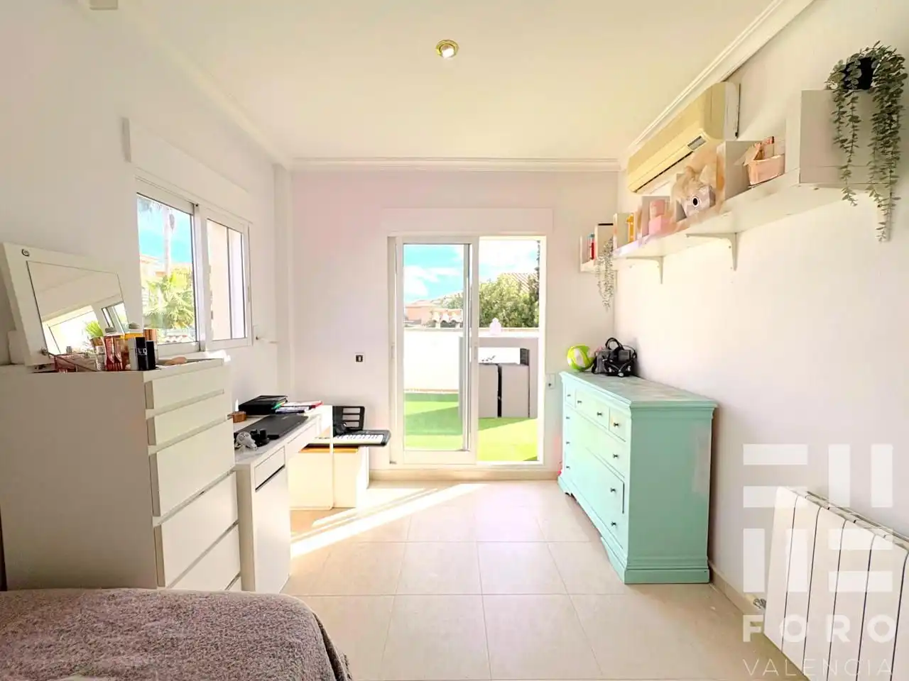Habitación de Casa o chalet en venta en L'Eliana con Aire acondicionado, Jardín privado y Terraza