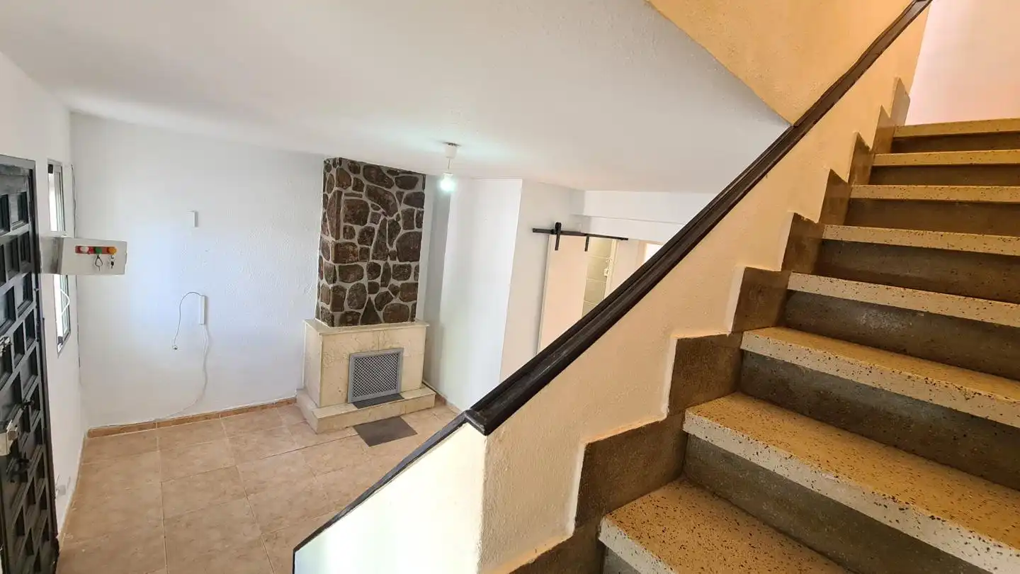 Casa o xalet en venda en La Adrada  amb Terrassa