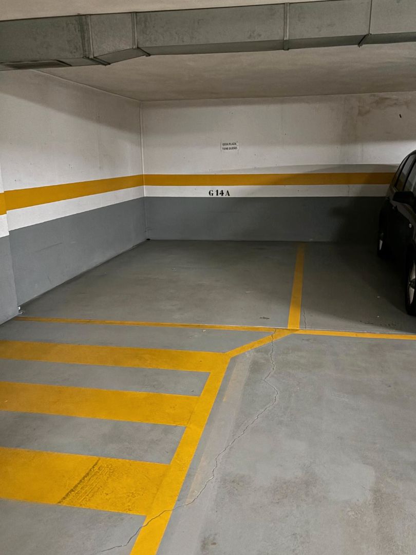 Parking of Garage for rent in Vigo 