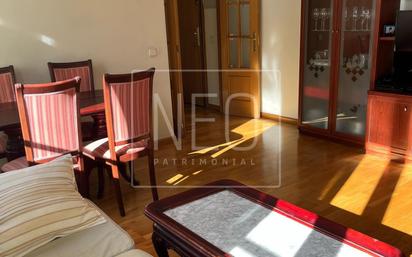 Living room of Flat for sale in  Madrid Capital  with Air Conditioner, Heating and Terrace