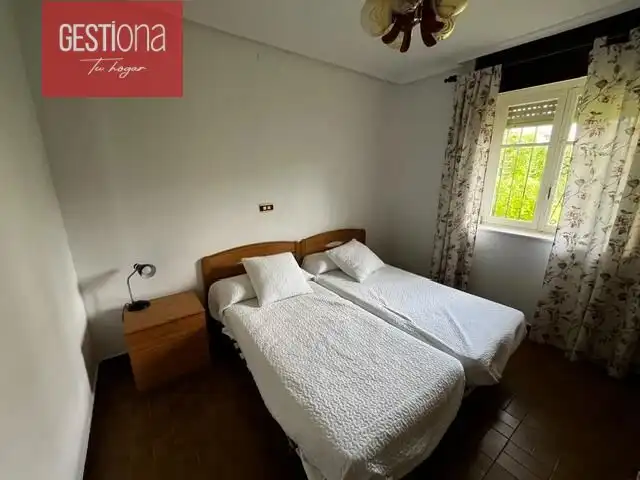 Dormitori de Casa o xalet en venda en Noja