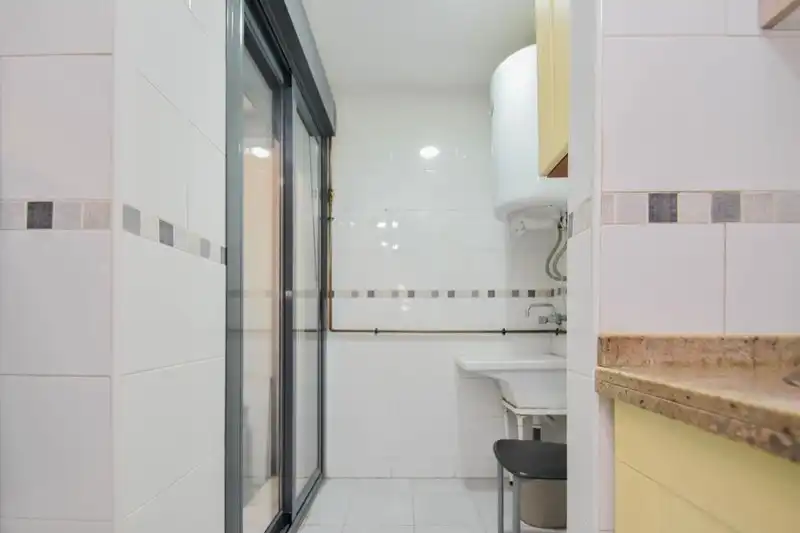 Baño de Piso en venta en Atarfe con Aire acondicionado, Calefacción y Parquet