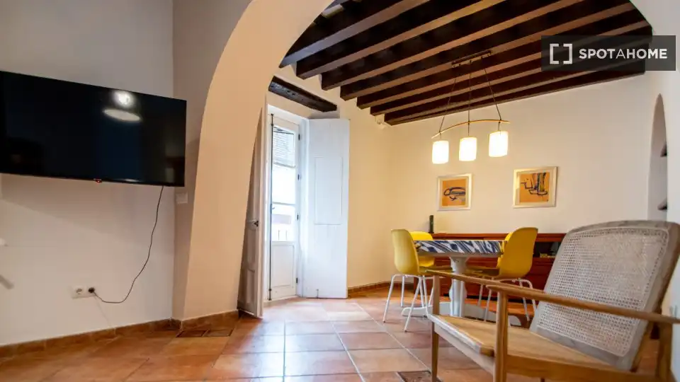 Room in El Pópulo - Santa María
