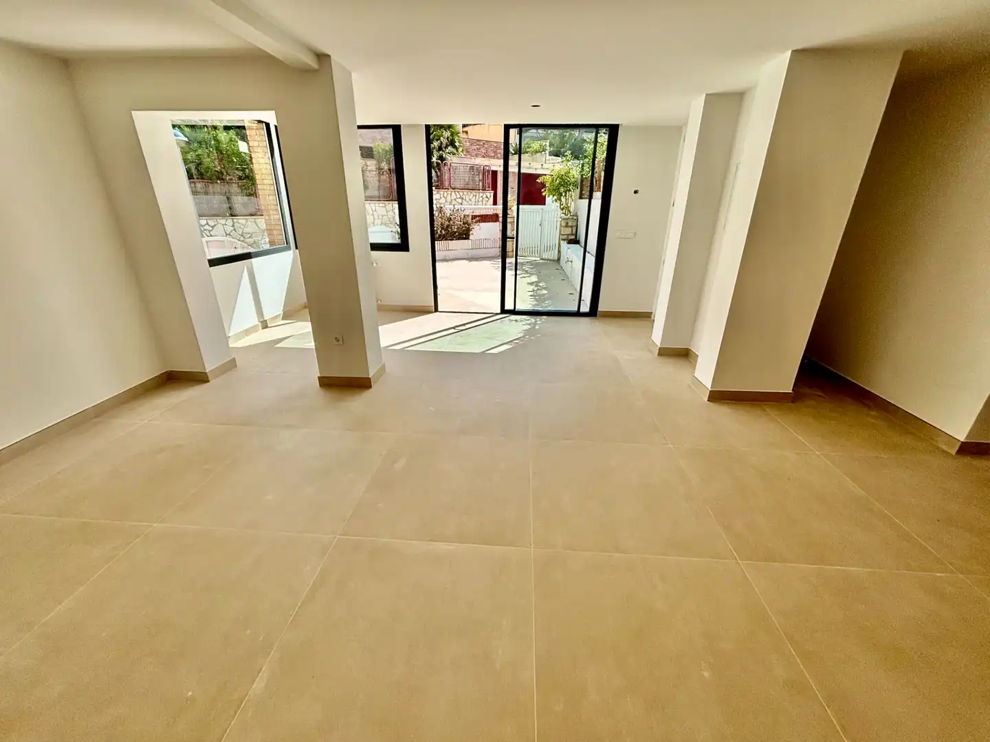 Houses for sale in Alicante / Alacant  with Heating, Private garden and Terrace
