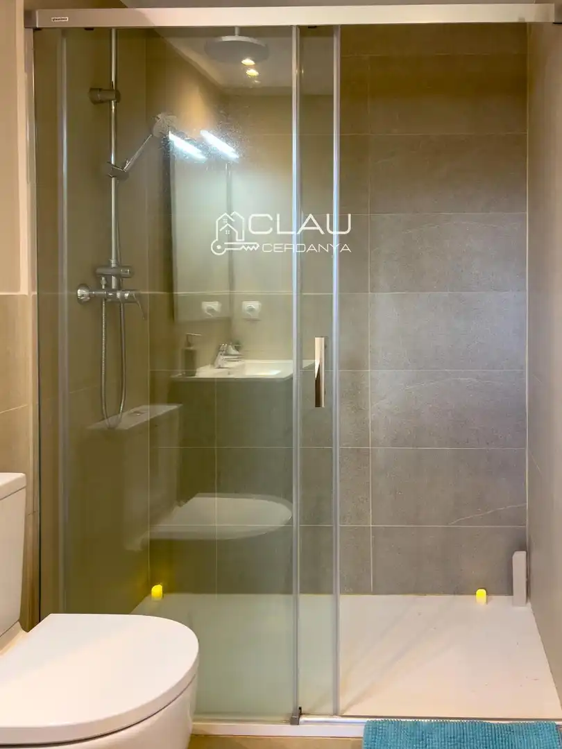 Baño de Piso en venta en Sainte - Léocadie con Calefacción, Jardín privado y Parquet