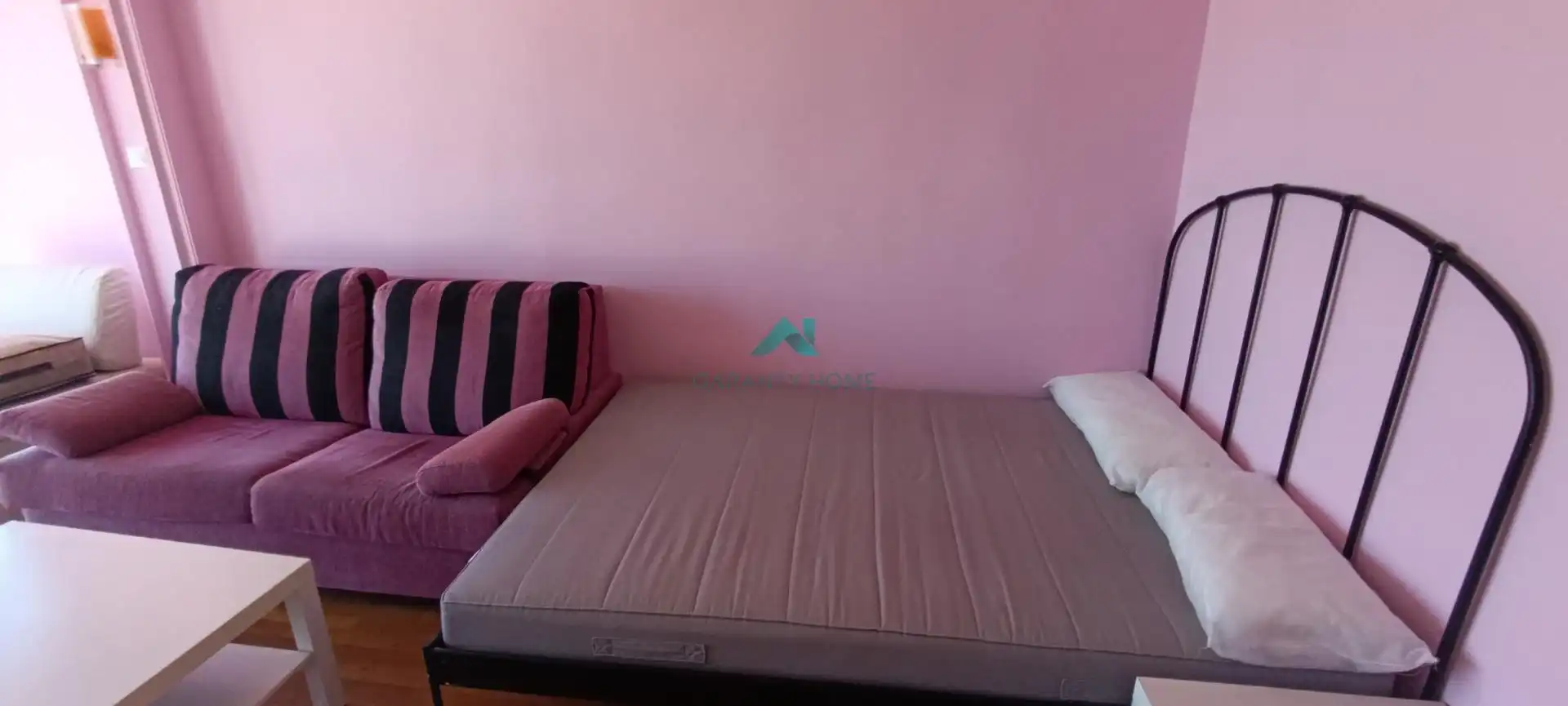 Bedroom of Study for rent in Laredo  with Private garden and Furnished