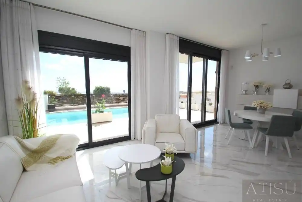 Chalet con piscina en venta en San Miguel de Salinas, imagen 4