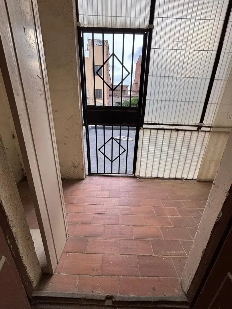 Casa o chalet en venta en L'Hospitalet de Llobregat con Aire acondicionado, Terraza y Balcón