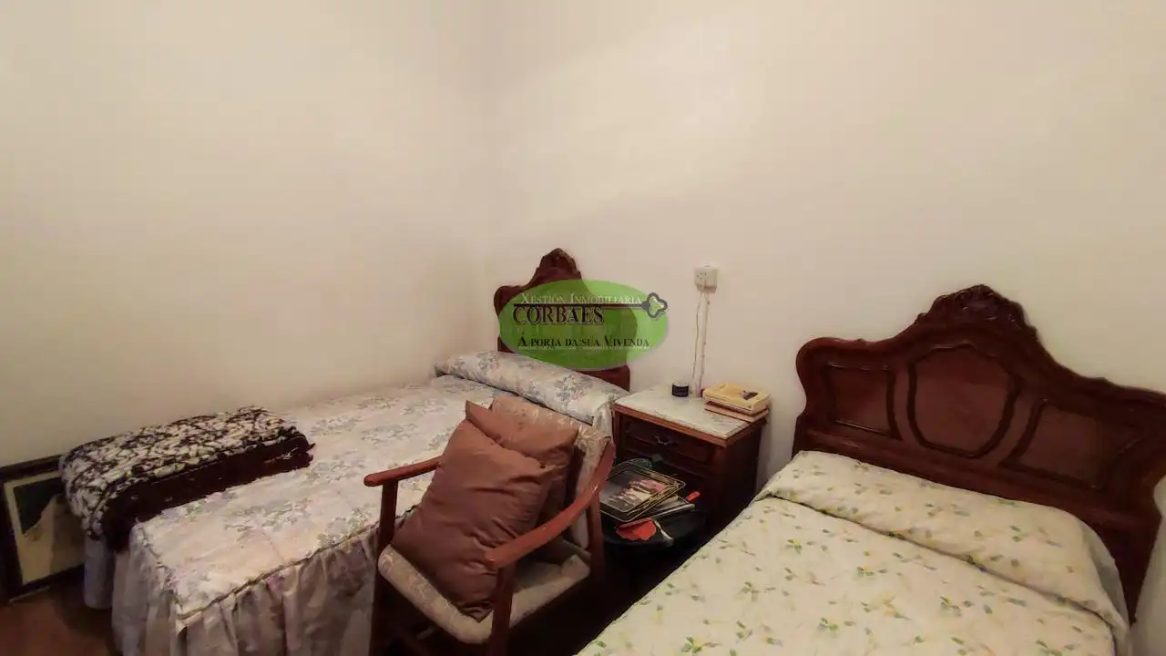 Habitación de Edificio en venta en Ourense Capital 