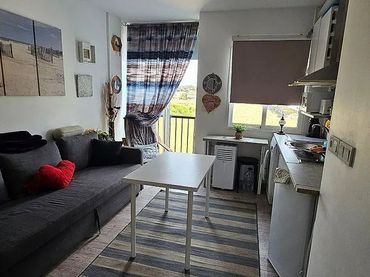 Studio with lift for sale in Calle la Lecha 10b