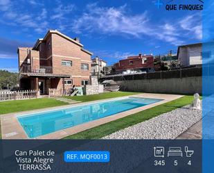 Swimming pool of House or chalet for sale in Terrassa  with Air Conditioner, Heating and Private garden