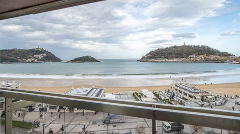 Foto 2 de Piso en venta en Paseo Miraconcha, 6, Área Romántica, Donostia - San Sebastián