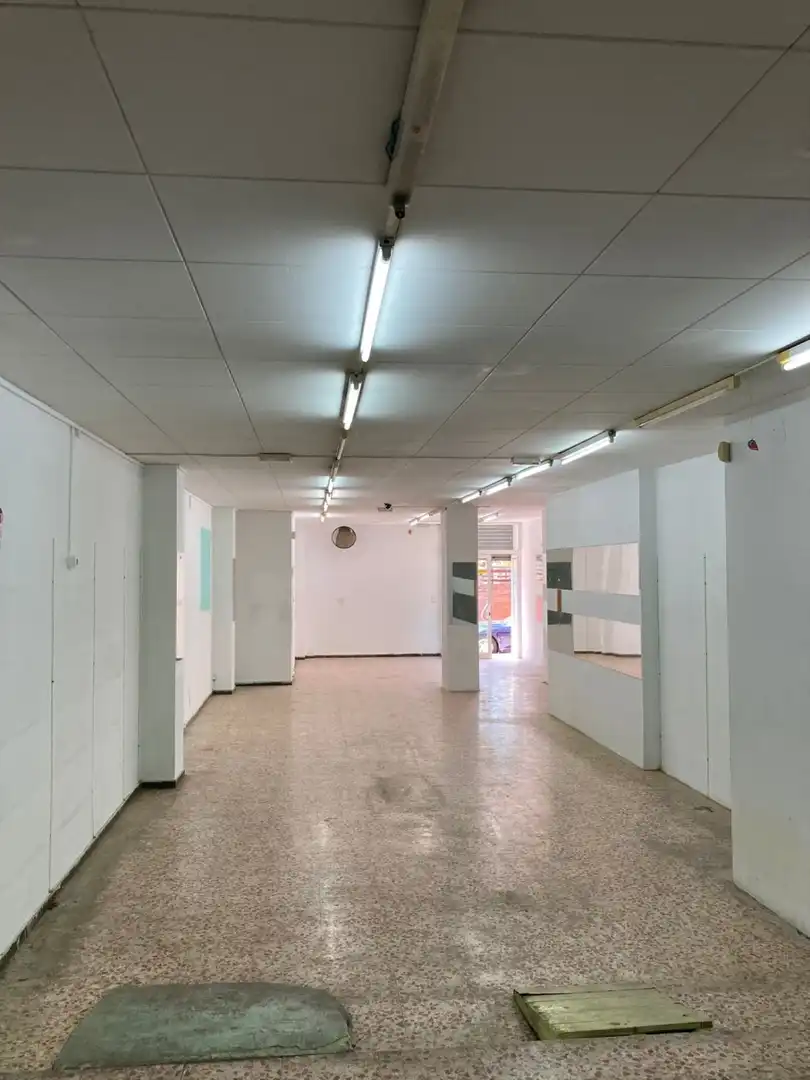 Local commercial à louer à Centre - Eixample – Can Llobet, imagen 8