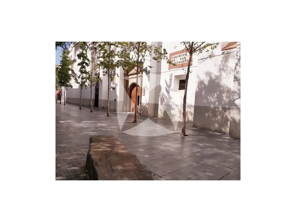 Außenansicht von Gebäude zum Verkauf in Badajoz