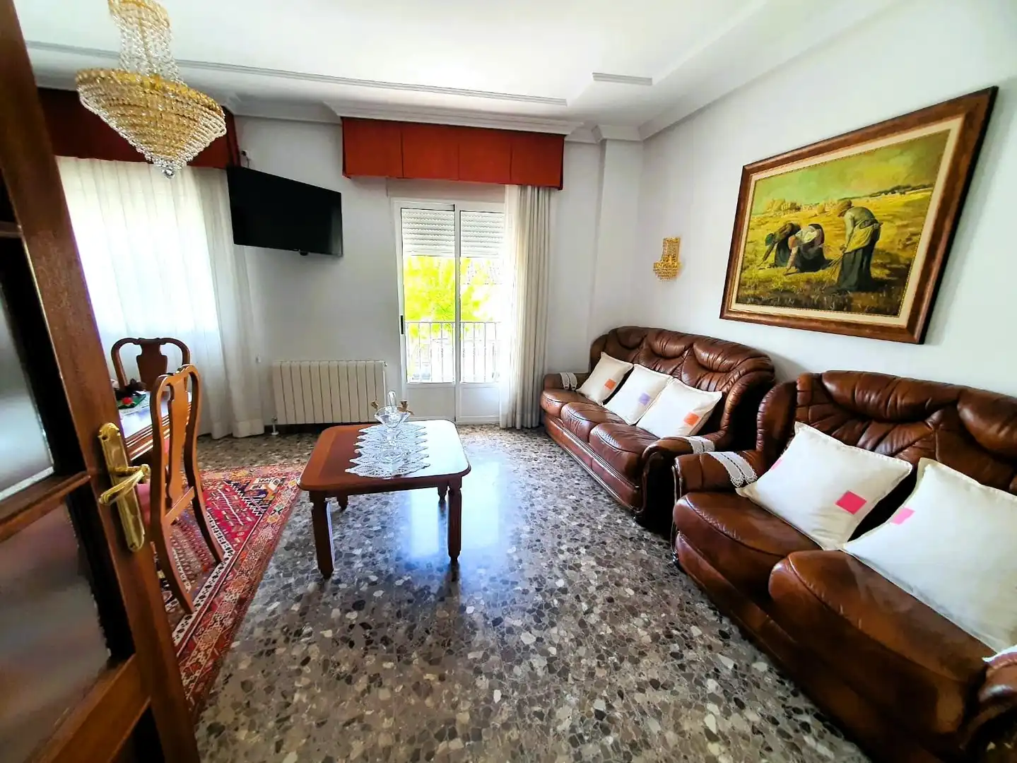 Sala d'estar de Casa o xalet en venda en Peal de Becerro amb Aire condicionat, Calefacció i Terrassa