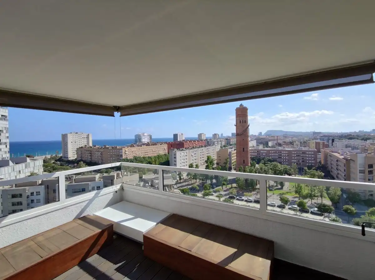 Terrasse von Wohnung zur Miete in Barcelona mit Klimaanlage, Heizung und Privatgarten
