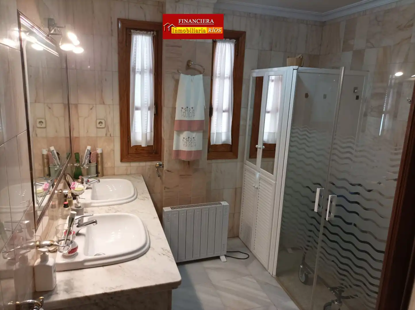 Badezimmer von Haus oder Chalet zur Miete in Alcalá de Guadaira mit Klimaanlage