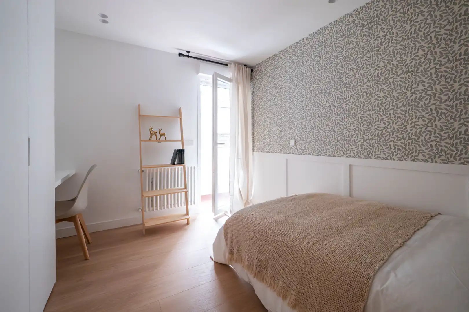 Habitación de Piso en venta en Madrid con Aire acondicionado, Calefacción y Jardín privado
