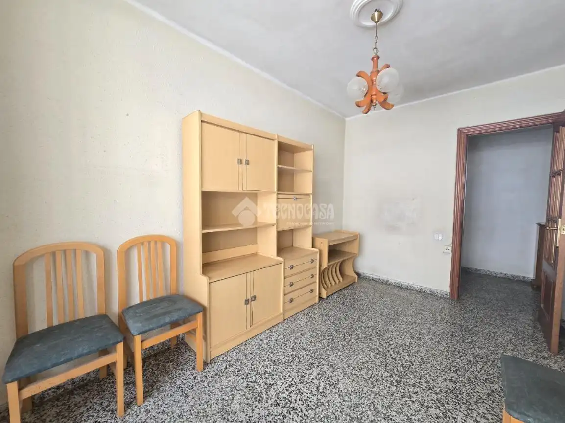 Habitación de Piso en venta en Valencia con Balcón