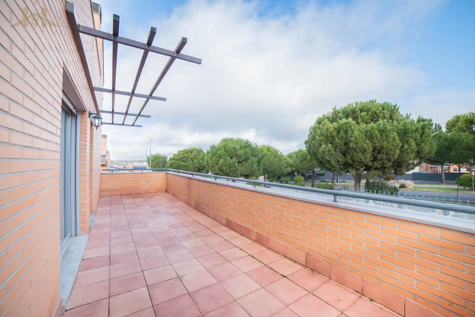 Terraza de Casa o chalet en venta en Arroyomolinos (Madrid) con Aire acondicionado, Calefacción y Jardín privado
