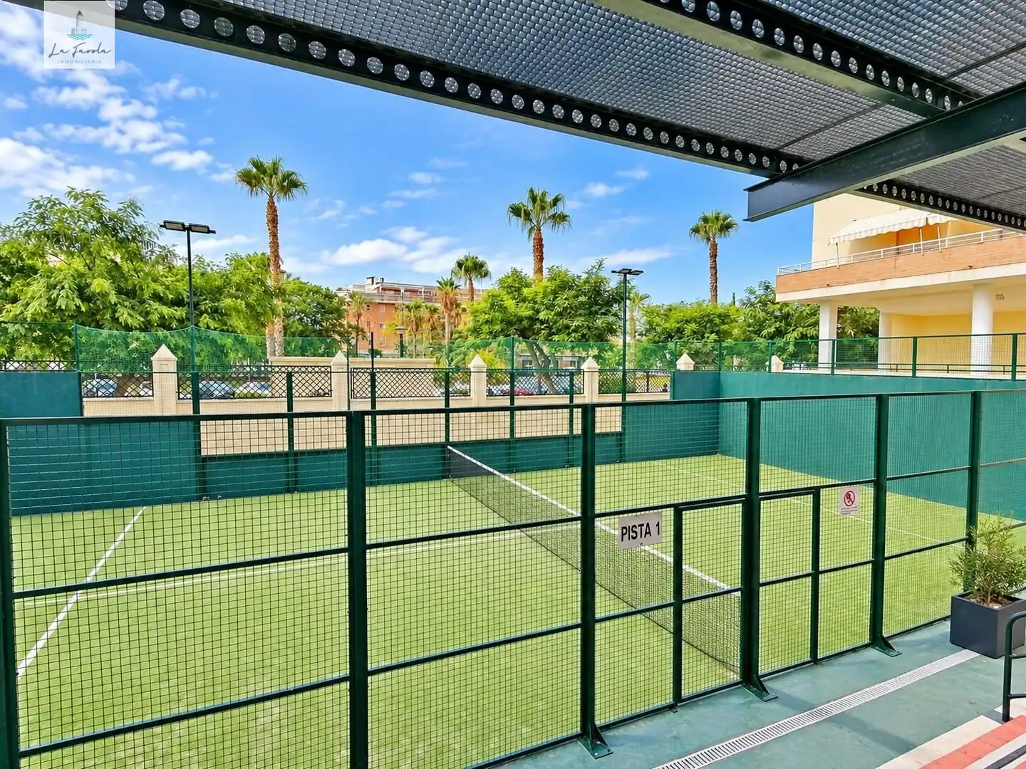 Terrassa de Pis per a compartir en Málaga amb Aire condicionat, Calefacció i Jardí privat