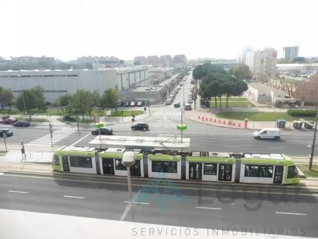 Piso de alquiler en Juan Carlos I, Norte