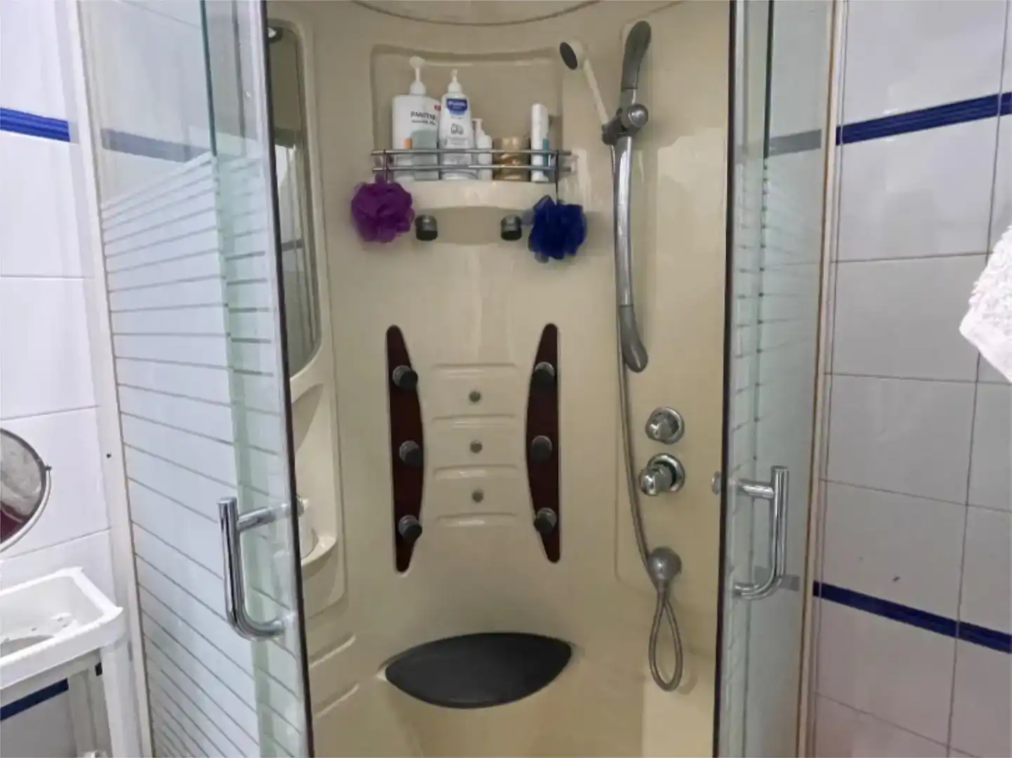 Badezimmer von Wohnung zur Miete in Daimiel mit Schwimmbad und Möbliert