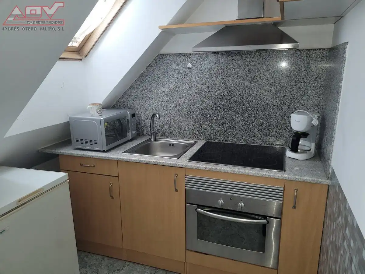 Cocina de Piso de alquiler en Ferrol con Aire acondicionado, Calefacción y Amueblado