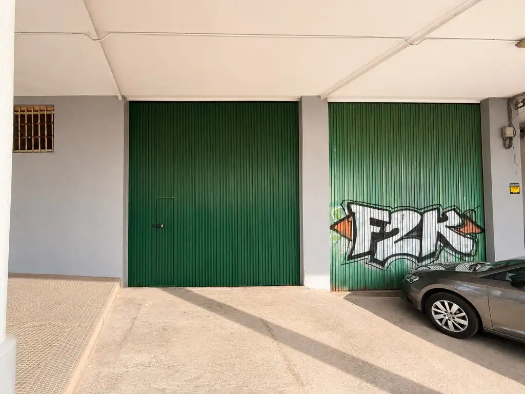 Business premises to rent in Calle Caba. Rg. Gines Cartagena