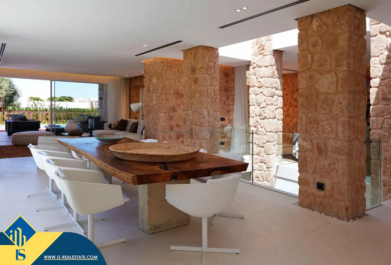 Menjador de Casa o xalet en venda en Sant Josep de sa Talaia amb Aire condicionat, Calefacció i Jardí privat