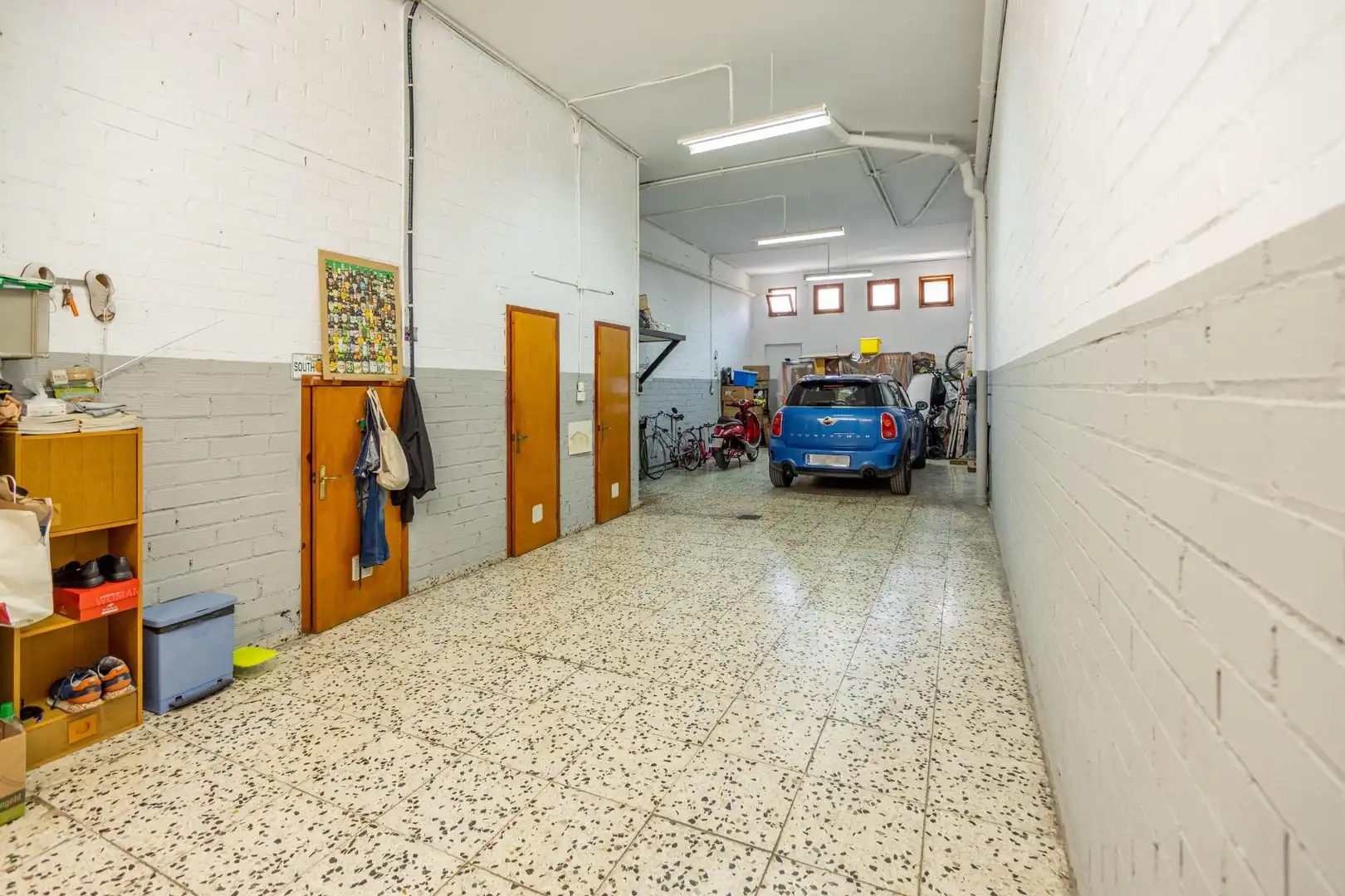 Parking de Casa adosada en venta en Vilanova i la Geltrú con Aire acondicionado, Terraza y Trastero
